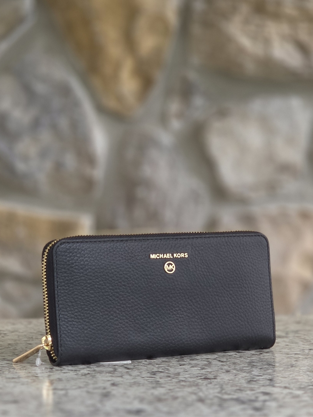 Michael Kors Jet Set Large Black Wallet